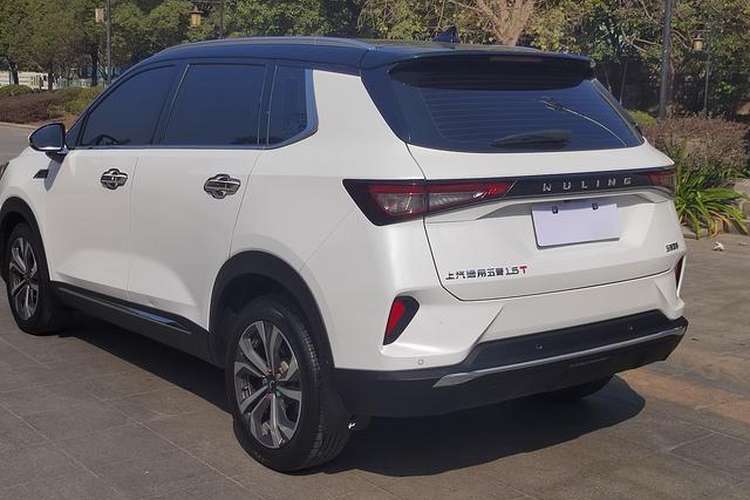 Used Wuling Asta 2021 1.5T CVT Starlight Edition