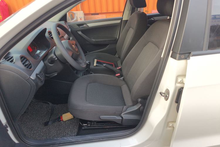 Used Volkswagen Jetta 2013 1.6L Manual Comfort Model