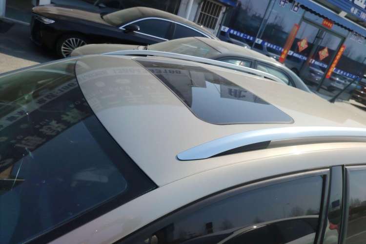 Used Volkswagen Polo 2014 1.6L Cross Polo Automatic