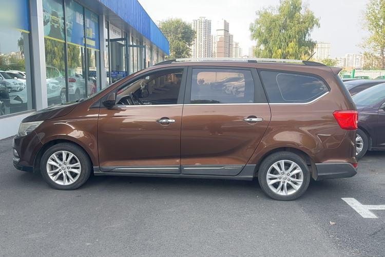 Used Baojun 730 2016 1.5L Manual Comfort Version 7 Seats China V Emission Standard
