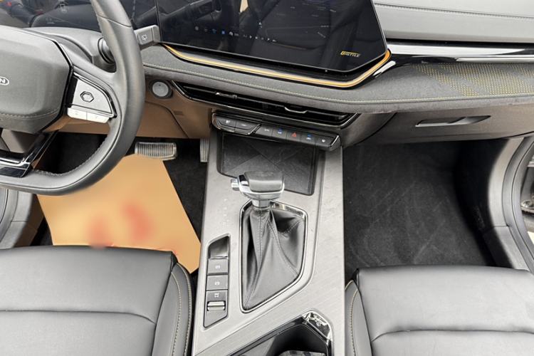 Used Oshan X5 PLUS 2023 Revised 1.5T DCT Pioneer Edition
