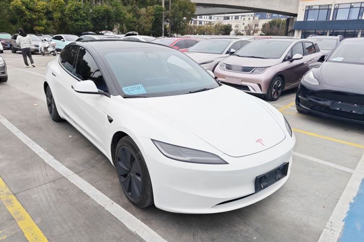 Used Tesla Model 3 2023 Rear-Wheel-Drive Version
