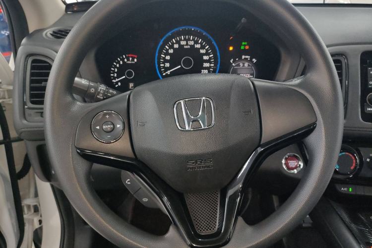 Used Honda Vezel 2016 1.8L CVT Front-Wheel Drive Pioneer Edition
