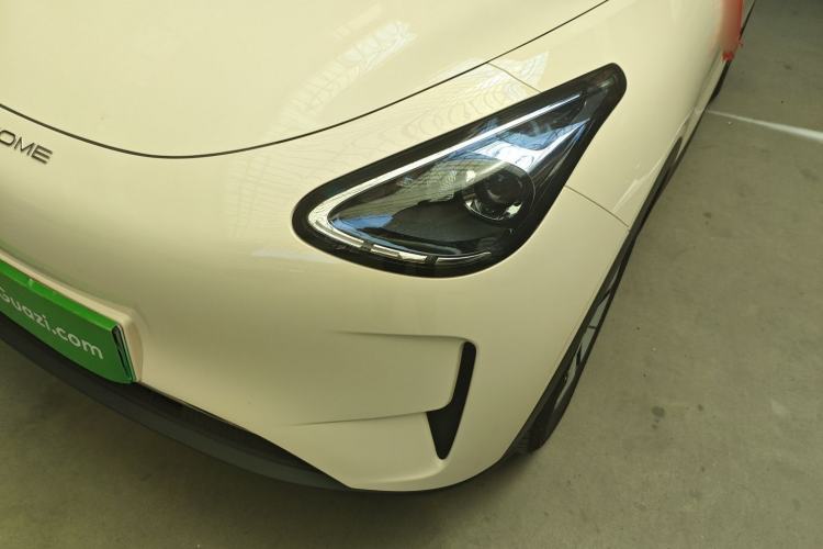 Used  Geome 2025 410 km Free Version
