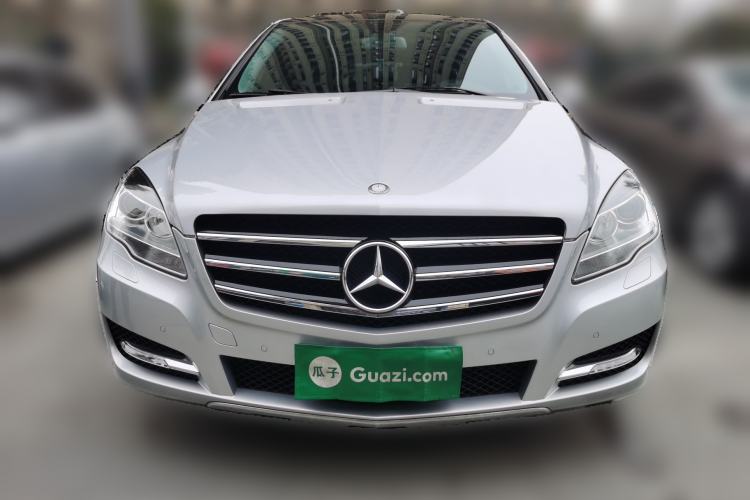 Used Mercedes-Benz R-Class 2017 R 320 4MATIC Business Edition Prestige Model
