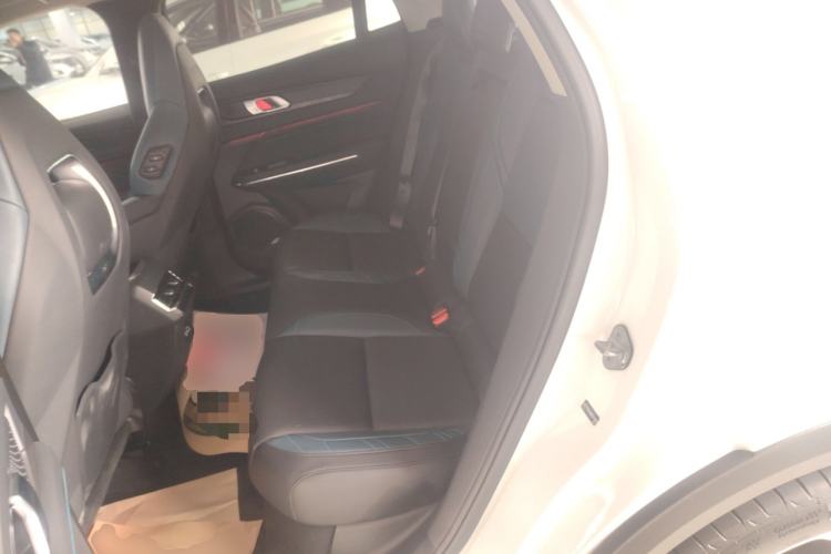 Used Lynk & Co 05 2022 2.0T Two-Wheel Drive Shine Halo
