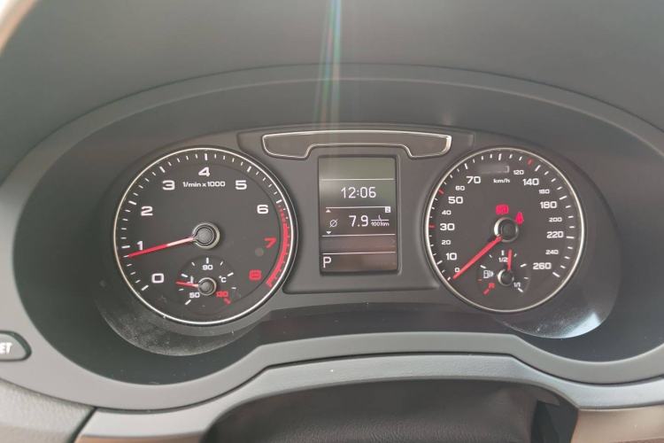 Used Audi Q3 2018 30th Anniversary Edition 30 TFSI Fashion Model
