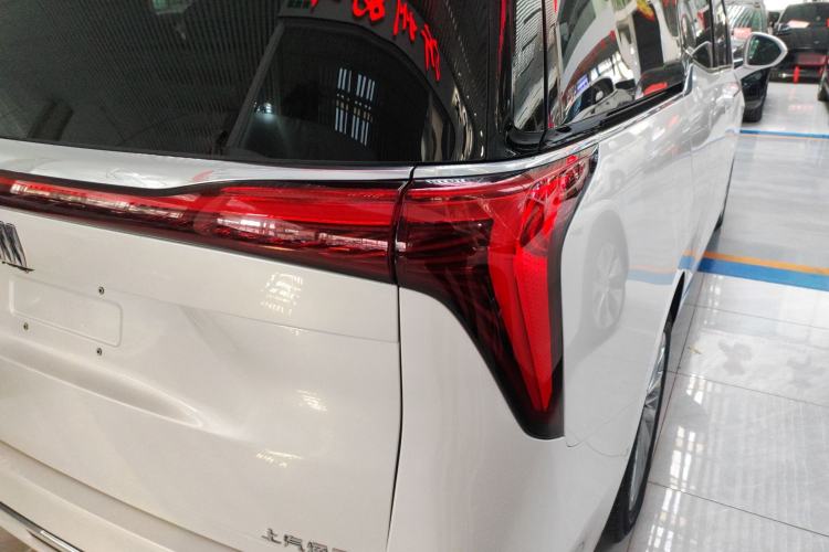 Used Buick Century 2023 2.0T Six-Seater Yinshi Edition
