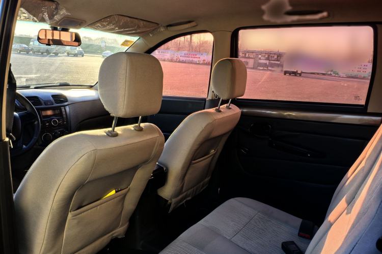 Used Wuling Hongguang 2015 1.5L S Basic Version China V Standard
