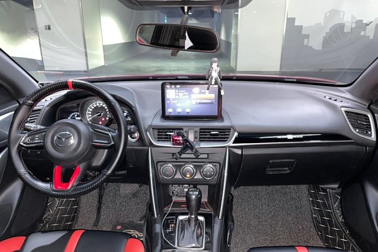 Used Mazda CX-4 2018 2.0L Automatic Two-Wheel Drive Blue Sky Dynamic Version China V Standard
