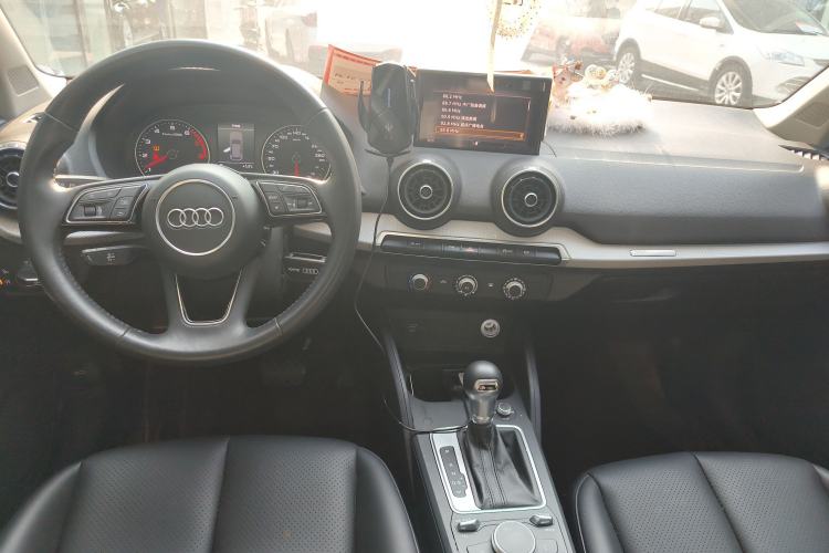 Used Audi Q2L 2021 35 TFSI Progressive Dynamic Edition
