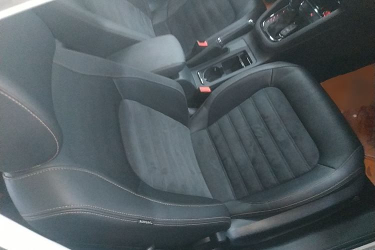 Used Volkswagen Sagitar 2017 230TSI Automatic Luxury Edition