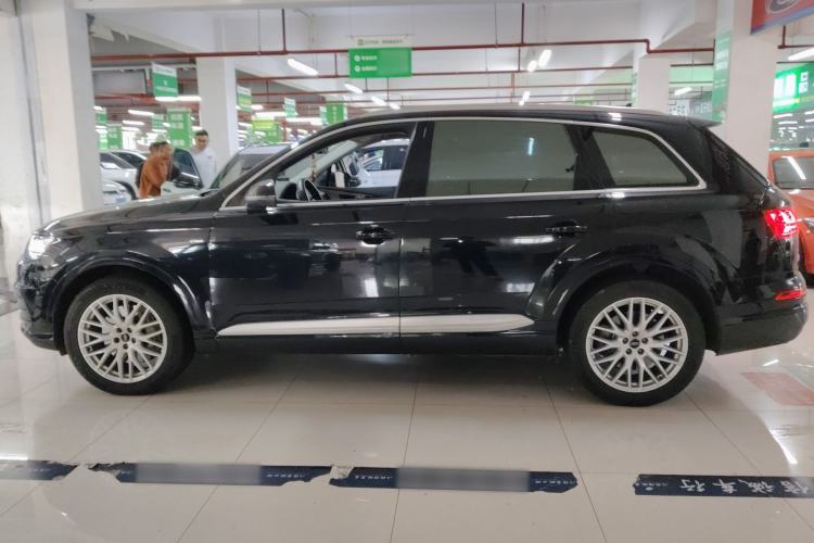 Used Audi Q7 2018 45 TFSI Technology Edition
