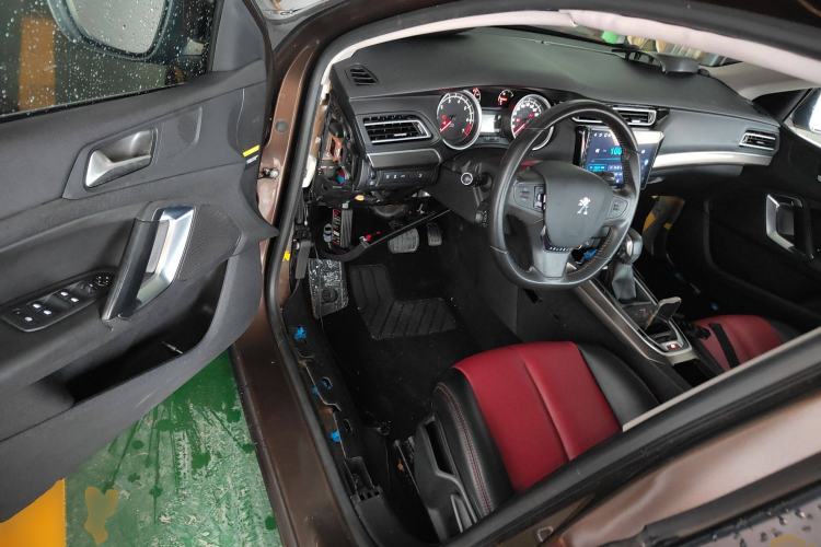 Used Peugeot 408 2015 1.2T Automatic Luxury Edition
