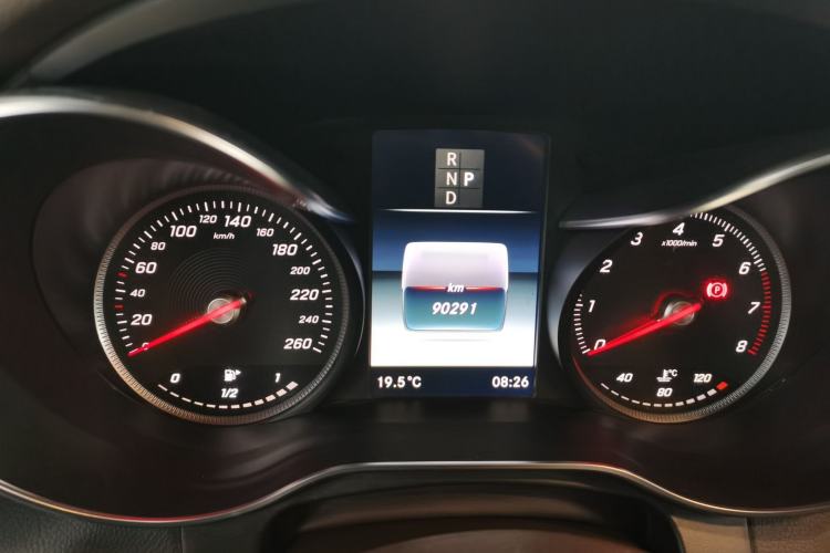 Used Mercedes-Benz GLC 2019 GLC 260 L 4MATIC Dynamic Model
