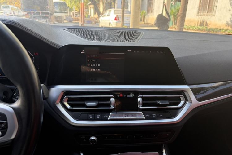 Used BMW 3 Series 2021 Second Facelift 325Li M Sport Package
