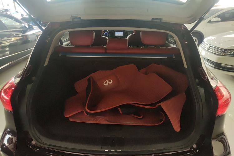 Used Infiniti QX50 2015 2.5L Comfort Edition
