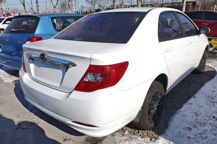 Used BYD F3 2015 Energy-Saving Edition 1.5L Manual Luxury Model