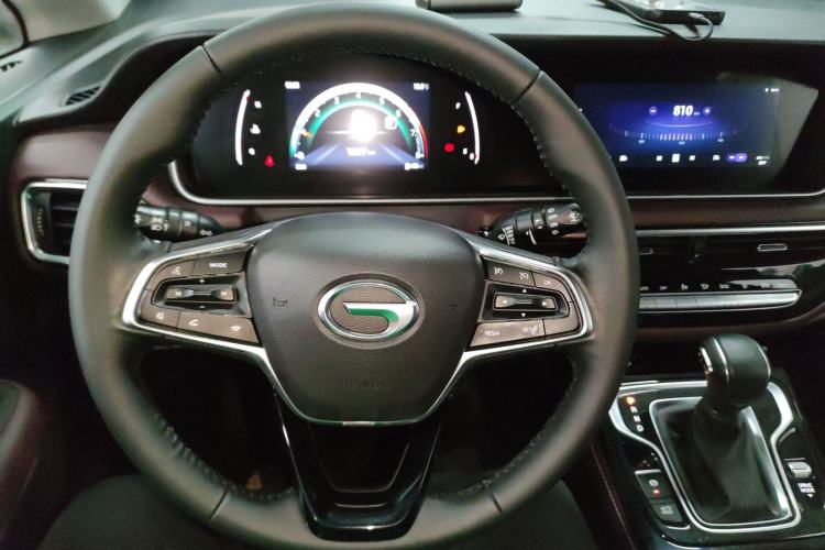 Used GAC Trumpchi M6 2023 PRO 270T DCT Luxury Edition
