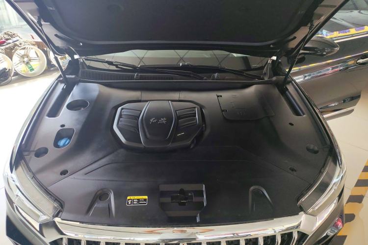 Used Hongqi HS5 2022 Facelifted Version 2.0T Smart Connect Flagship All-Wheel-Drive Edition
