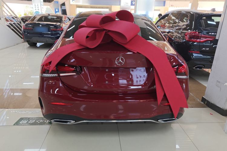 Used Mercedes-Benz A-Class 2021 A 200 L Sport Sedan Fashion Model
