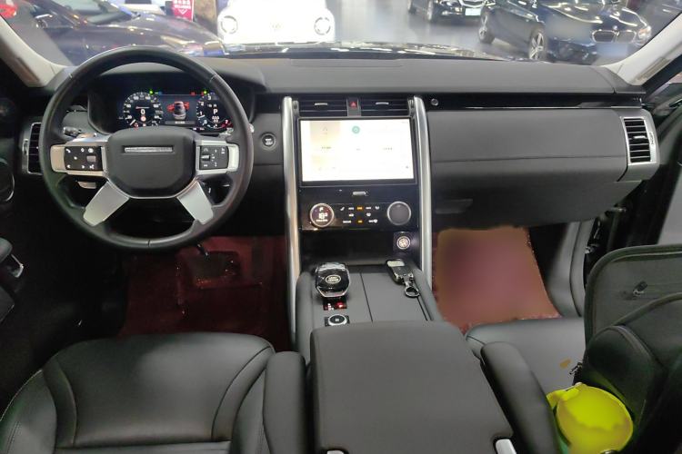 Used Land Rover Discovery 2024 360 PS S