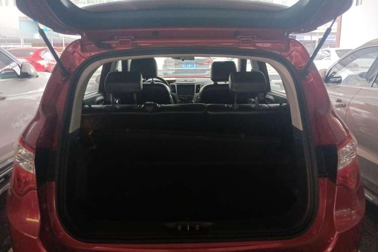 Used Changan CS35 2014 1.6L Automatic Luxury Model China IV Standard
