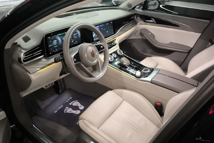 Used Hongqi H9 2020 2.0T Smart Connect Flagship Edition
