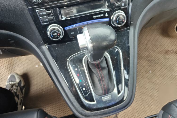 Used Haval H6 2017 Classic Edition 1.5T Automatic Two-Wheel Drive Elite Model
