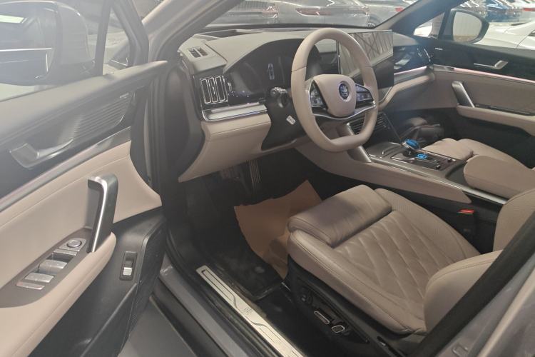 Used BYD Tang New Energy 2025 Intelligent Driving Version DM-i 115KM Flagship Edition
