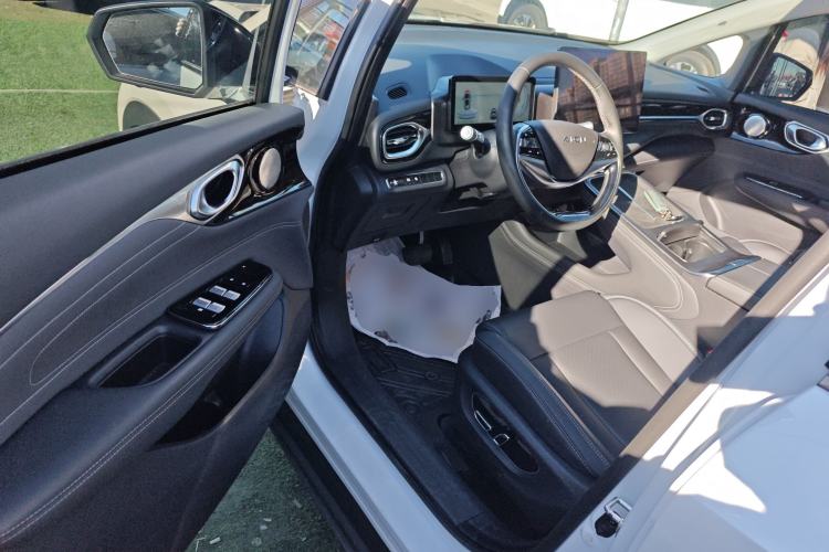 Used AION V 2023 Plus 70 Smart Edition Lithium Iron Phosphate
