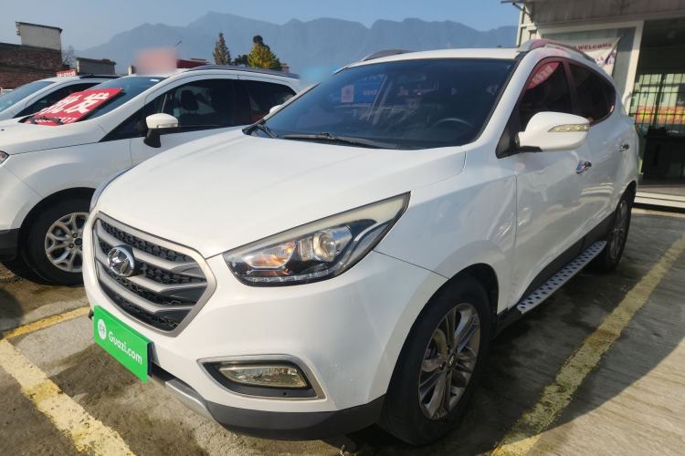 Used Hyundai ix35 2013 2.0L Automatic Two-Wheel Drive Smart GLS China V Standard
