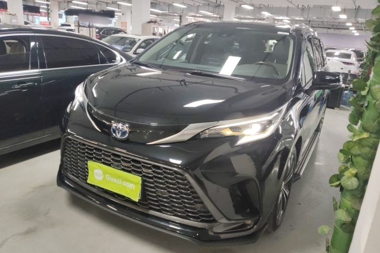 Used Toyota Granvia 2023 2.5L Hybrid Prestige PLUS Edition