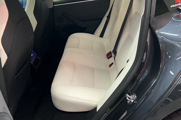 Used Tesla Model 3 2025 Rear-Wheel-Drive Version
