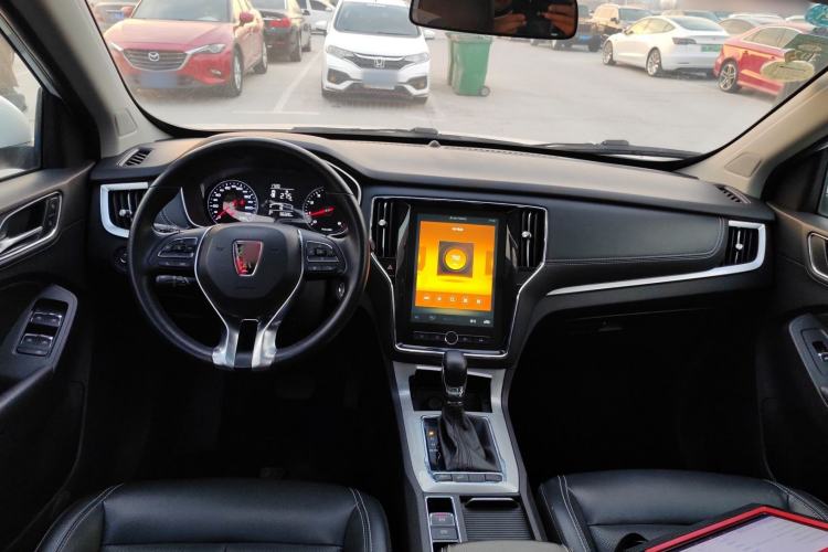 Used Roewe RX5 2019 20T Two-Wheel Drive Automatic 4G Connected Platinum Edition
