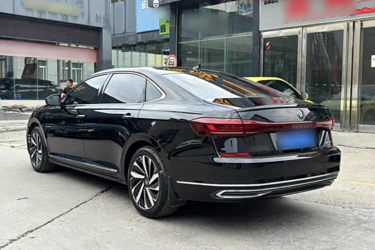 Used Volkswagen Passat 2023 Revised 330TSI Elite Edition
