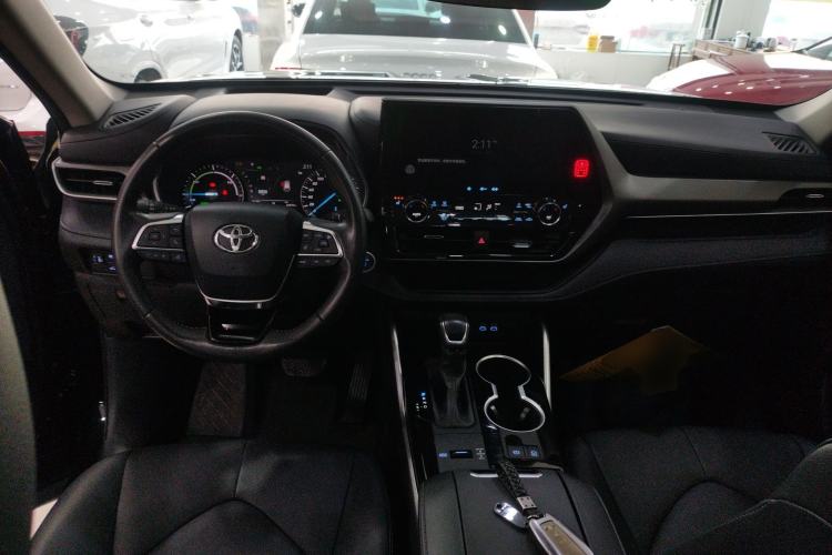 Used Toyota Highlander 2022 Dual-Engine 2.5L Four-Wheel Drive Prestige Version 7 Seats