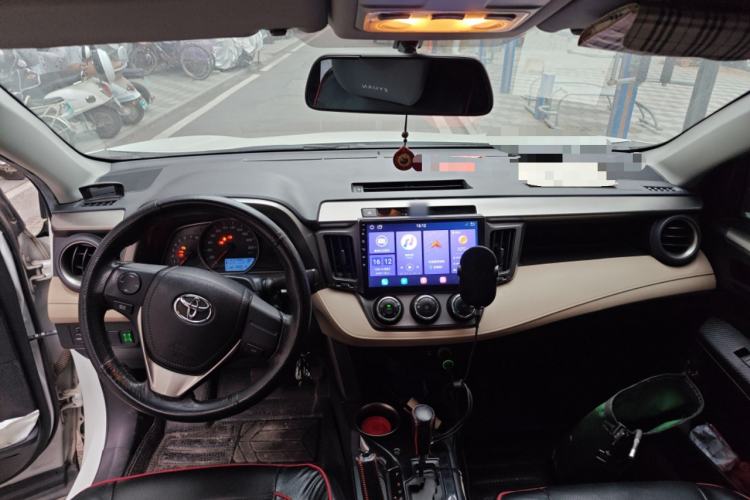 Used Toyota RAV4 2015 2.0L CVT Two-Wheel Drive Urban Edition