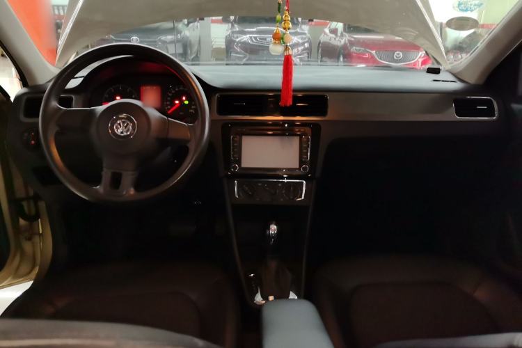 Used Volkswagen Santana 2015 1.6L Automatic Comfort Edition