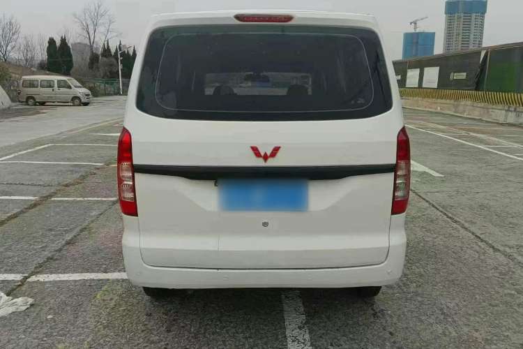 Used Wuling Hongguang V 2019 1.5L Jingqu Version China VI LAR
