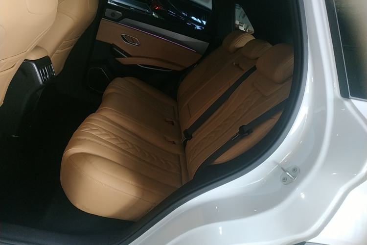 Used BYD Song L DM-i 2024 160 km Excellence Version
