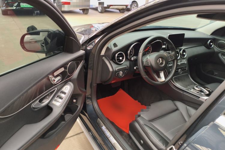 Used Mercedes-Benz C-Class 2017 Facelift C 200 L Sport Edition
