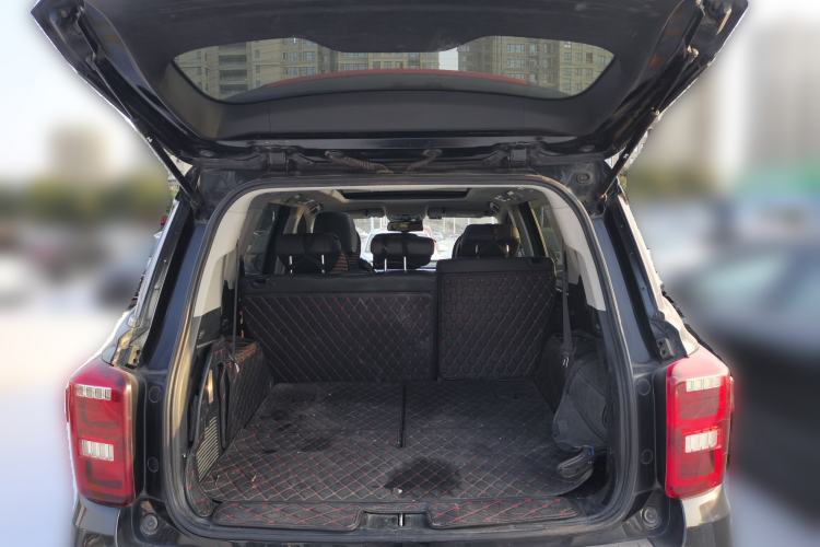 Used GAC Trumpchi GS8 2017 320T Two-Wheel Drive Luxury Smart Connectivity Version (7 Seats)