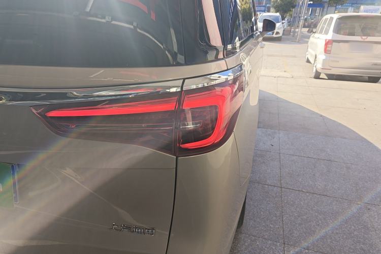 Used Buick GL8 2021 ES Land Cruiser 653T Flagship Model
