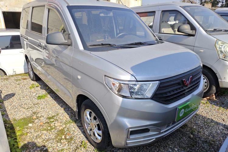 Used Wuling Hongguang V 2022 1.5L Jingqu Version Hydraulic Power Steering LAR
