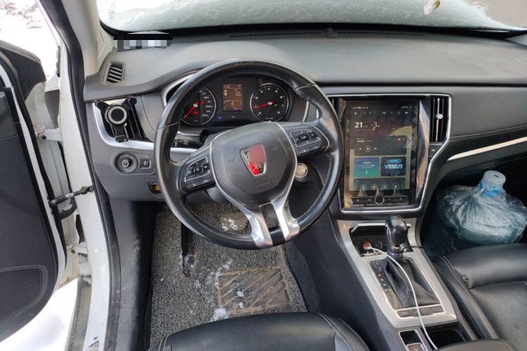 Used Roewe RX5 2018 20T Two-Wheel Drive Automatic Internet Smart Edition