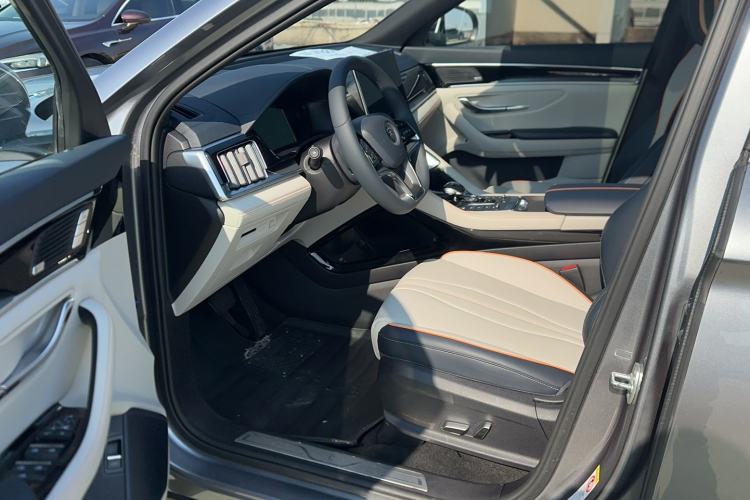 Used BYD Song PLUS New Energy 2021 EV Flagship Model
