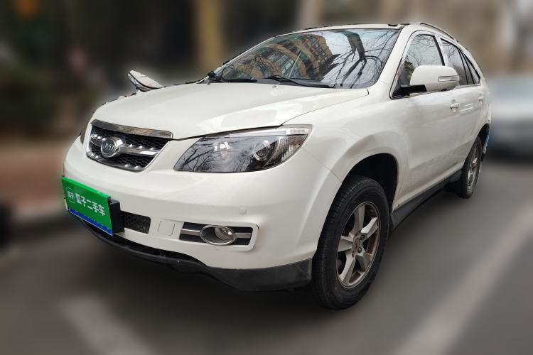 Used BYD S6 2014 2.0L Manual Luxury 5-Seater