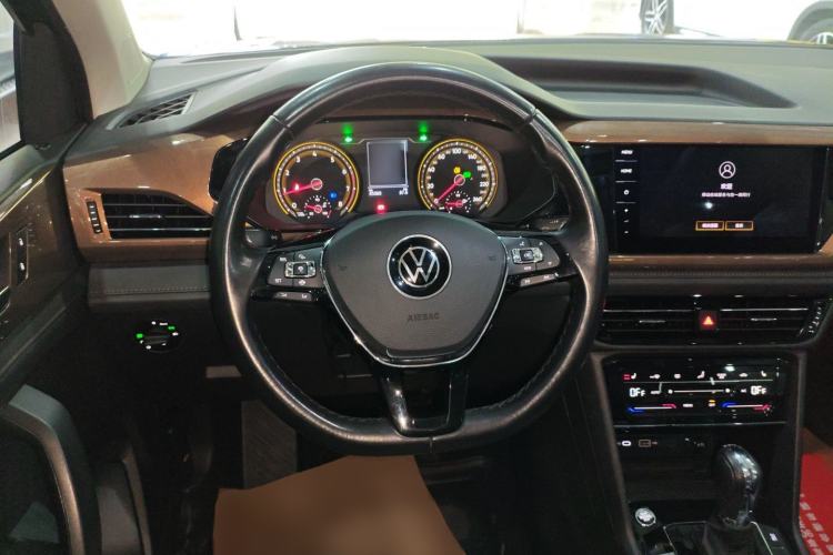 Used Volkswagen Tharu 2021 280TSI Two-Wheel-Drive Luxury Edition
