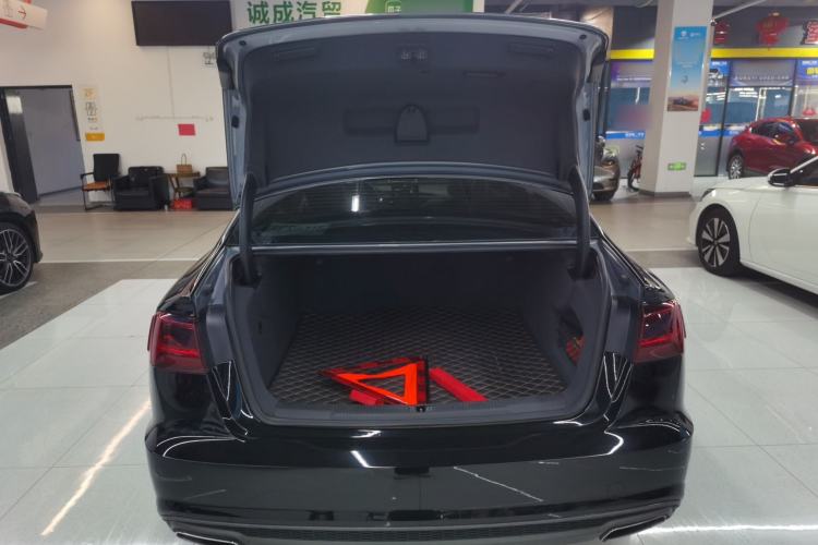 Used Audi A6L 2018 30th Anniversary Edition 30 FSI Style Model